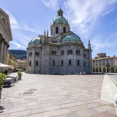 Apartment Piazza Roma By Quokka 360 - Historic Flat In The Centre Of Como