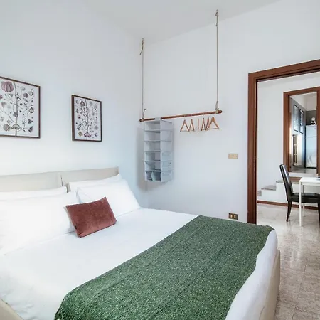 Apartment Piazza Roma By Quokka 360 - Historic Flat In The Centre Of
